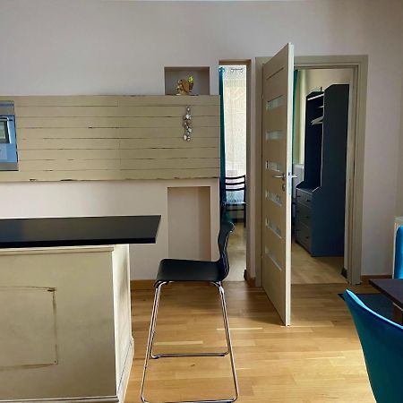 Apartament Grafitowy Willa Laser シクラルスカ・ポレンバ エクステリア 写真